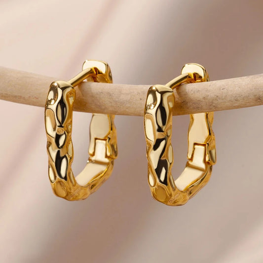 Crinkled Squared Hoop Earnings