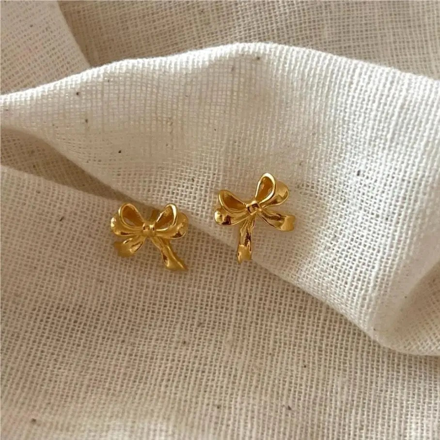 Mini Bow Stud Earring